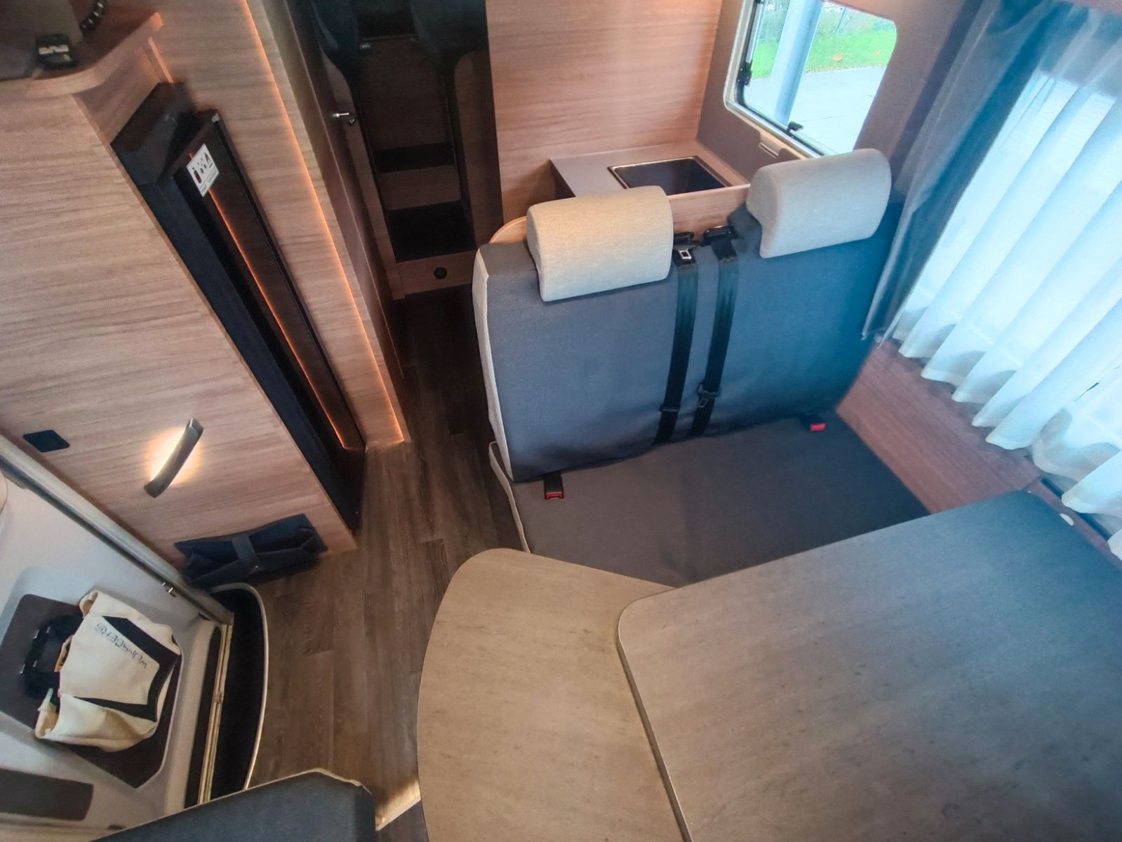 Fahrzeugabbildung Weinsberg CaraSuite 700 MEG Ford *Automatik*TV*Xenon