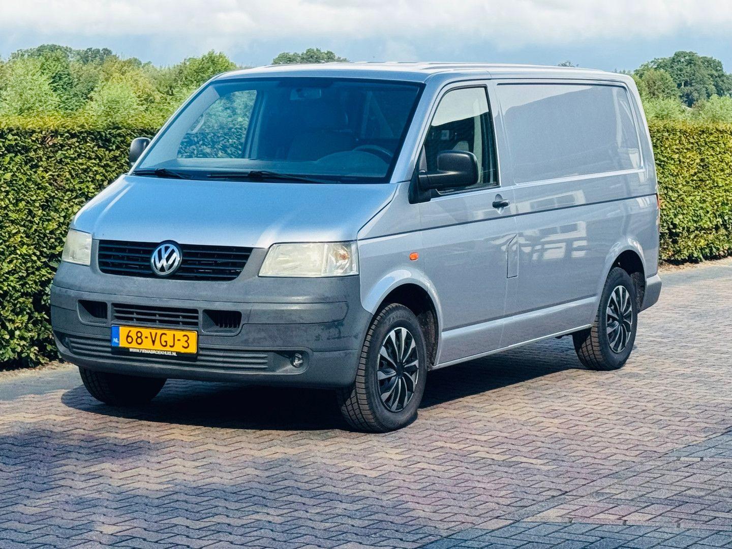 Volkswagen Transporter 2.5 TDI A/C Kasten
