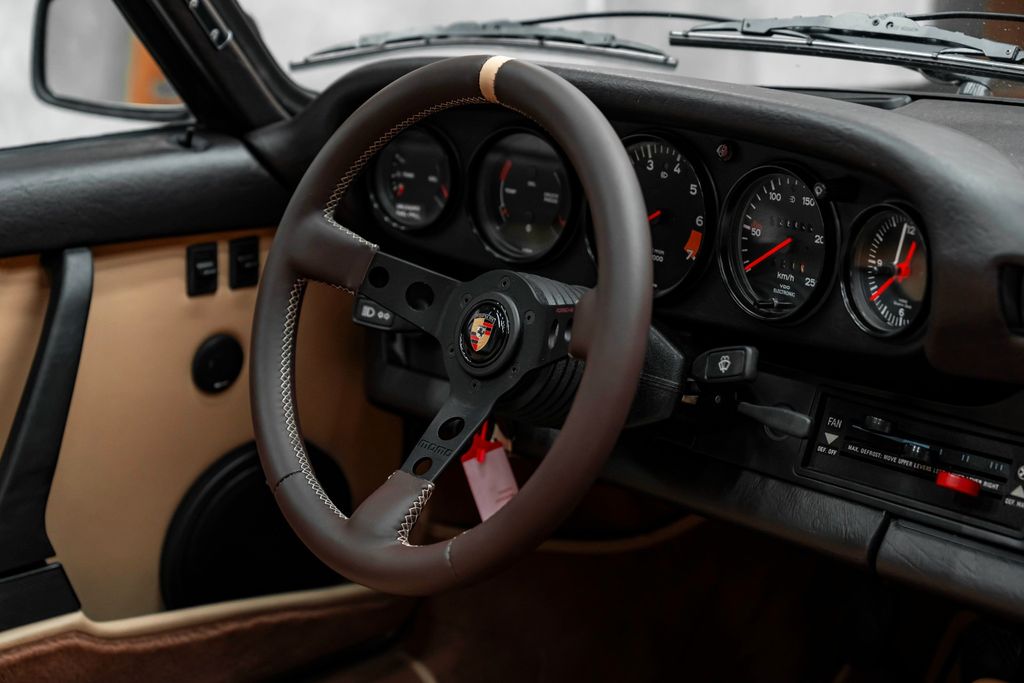 PORSCHE 911 1980