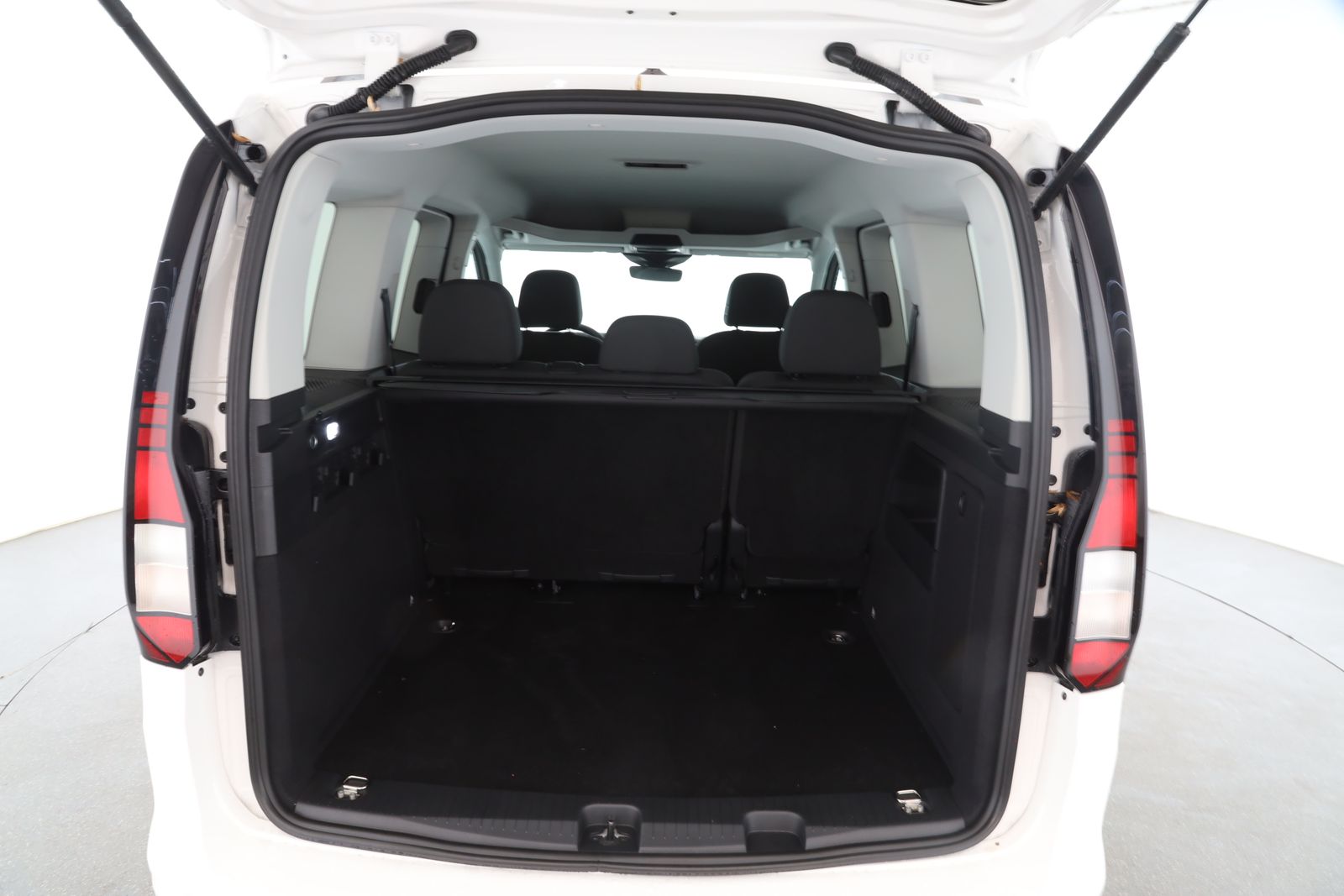 Volkswagen Caddy - Bild 9