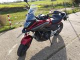 Honda NC750 DCT | nur 4.800 km | TÜV 2027  - Honda Motorräder in Krefeld