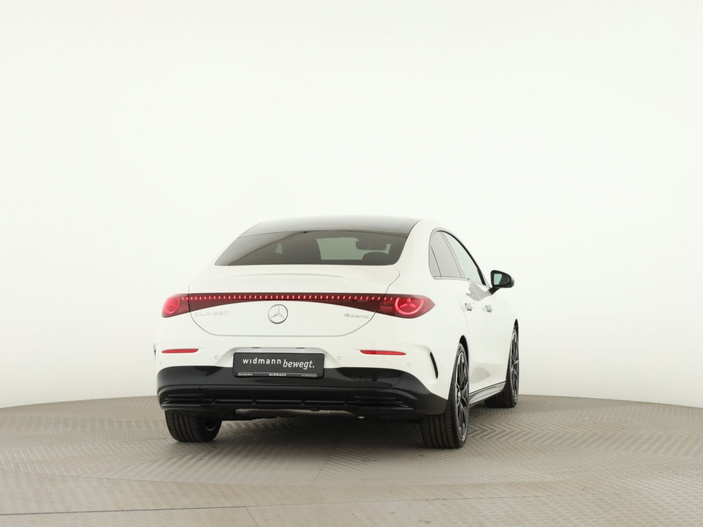 Mercedes-Benz CLA 220 4MATIC AMG Pano AHK Night HUD Burmester foto 2
