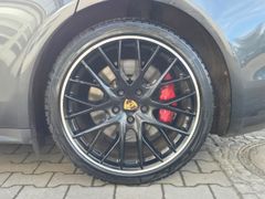 Fahrzeugabbildung Panamera Turbo 4.0-Liter-V8-Biturbo