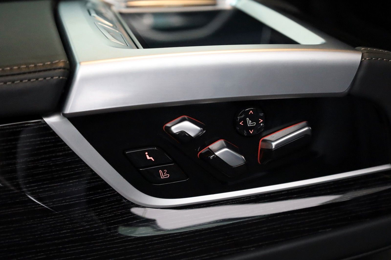Fahrzeugabbildung BMW 740 d xD, M Sport,Laser,Sitzlüftx4,SD, Garantie!
