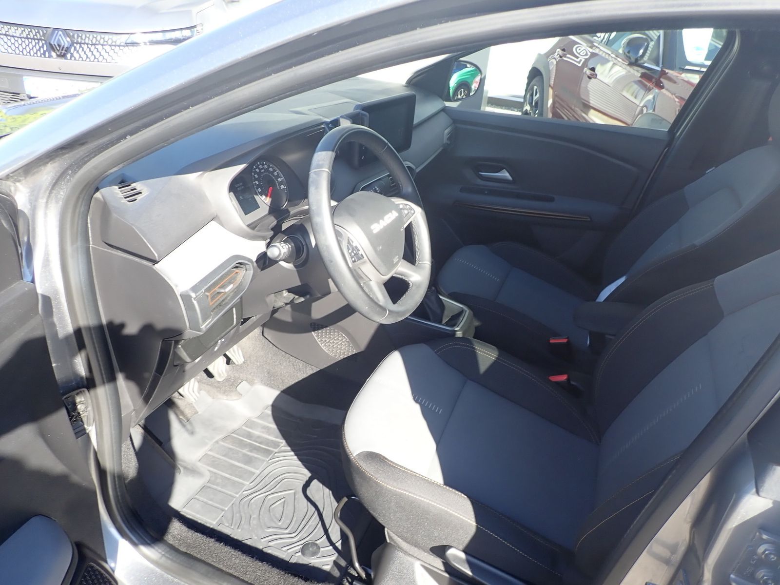 Fahrzeugabbildung Dacia Jogger Extreme+ TCe 110
