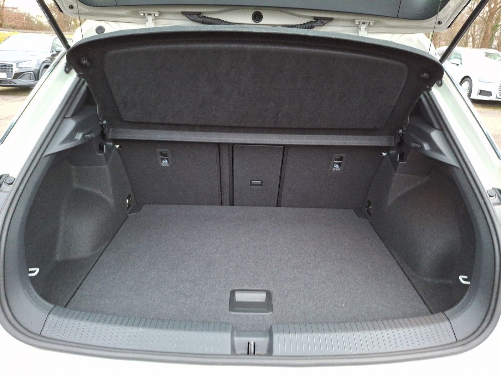 Volkswagen T-Roc - Bild 13