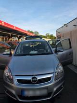 Opel Zafira B 1.9 CDI - Opel Zafira aus 2008 mit Diesel-Antrieb