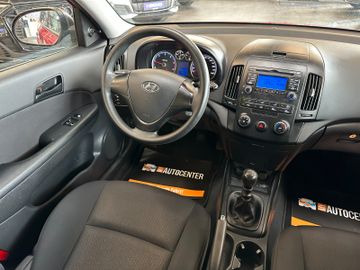 MYAUTOCENTER – Gebraucht- und Jahreswagen mit Werkstattservice in Pfaffenhofen Hyundai i30 *Scheckheft*Klimaanlage*TÜV-NEU*