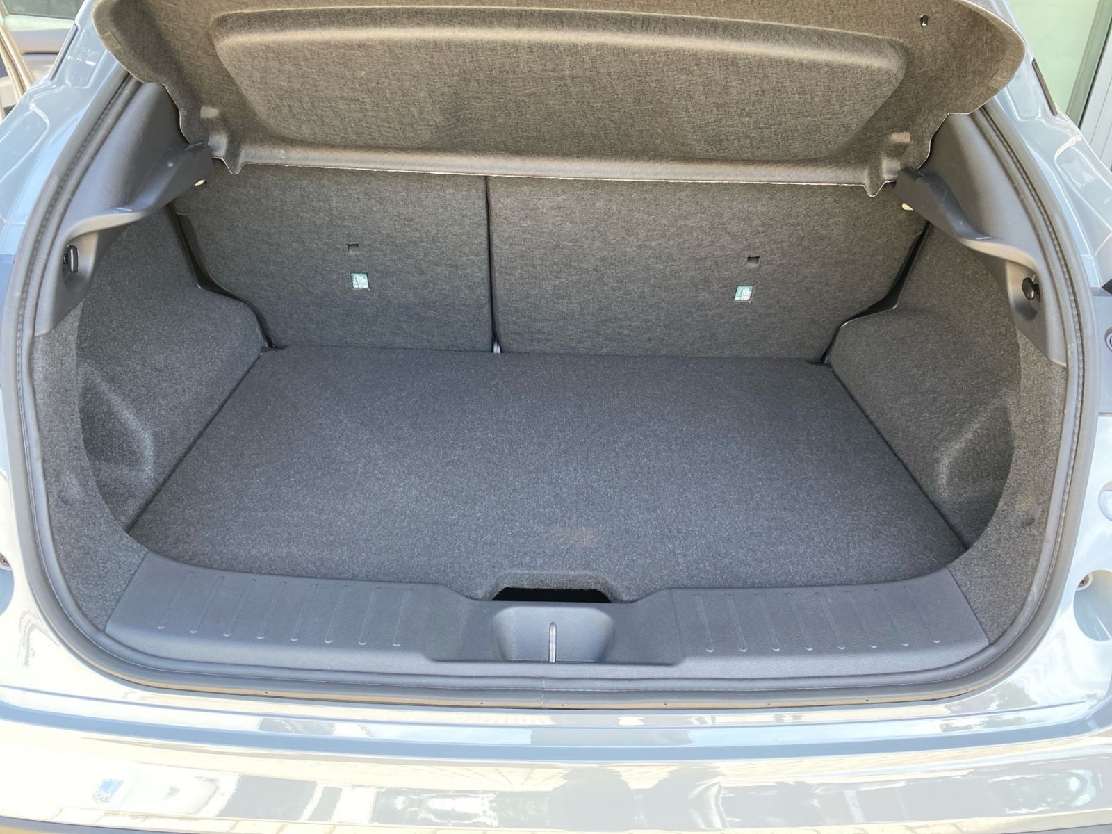 Fahrzeugabbildung Nissan Juke 1.0 DIG-T 6MT N-Connecta*Kamera*Alu*LED*PDC