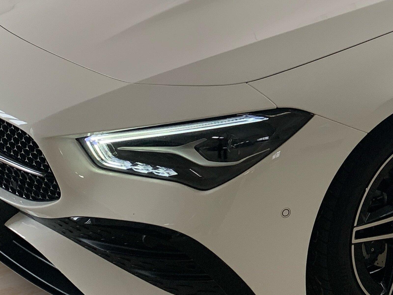 Mercedes-Benz CLA 200 Coupé AMG*NIGHT*AHK*RFK*STHZ*PANO*DISTR