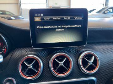 Mercedes-Benz A 180 CDI Aut. *PANO*LED*NAVI*SHZ*TEMPOMAT*