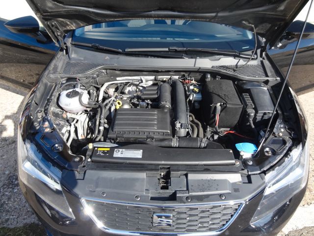 Fahrzeugabbildung Seat Leon Style/Automatik/1.Hd/Navi/PDC/80TKM/