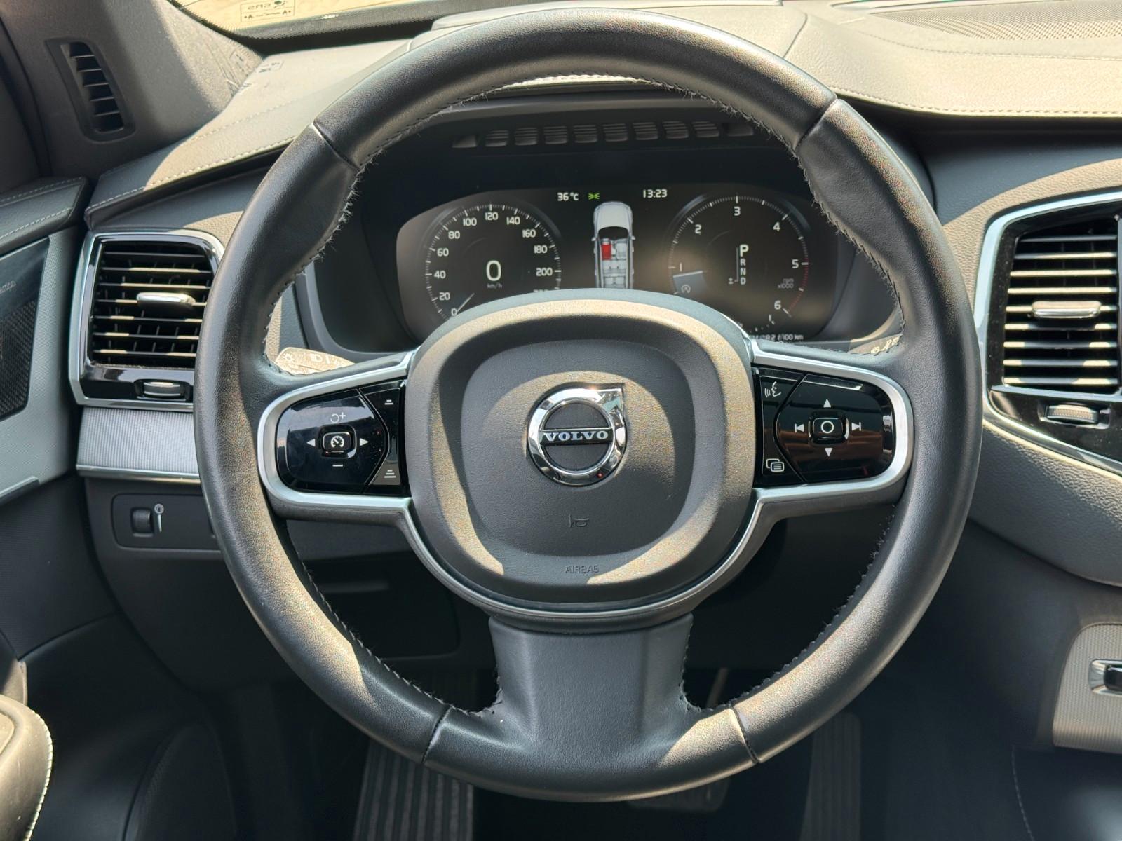Volvo XC 90 Inscription AWD Garantie*7Sitzer*Pano*360°