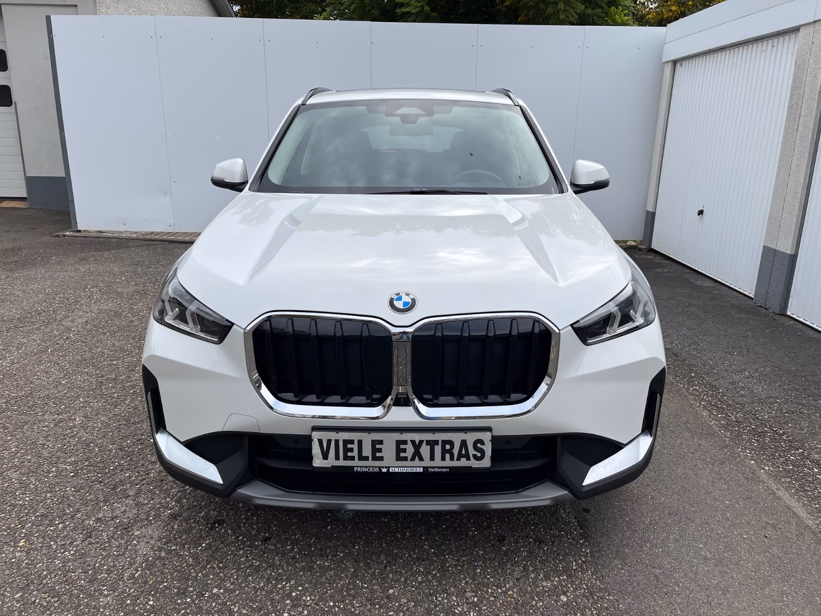 BMW X1 sDrive 18d Aut. *Leder*HUD*Kamera*Panorama*