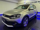 Volkswagen Polo V CrossPolo TEMPO PDC NAVI KLIMAAUT ALU-17 - mit Benzin-Antrieb: Beige, Limousine