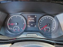 Fahrzeugabbildung Volkswagen T6.1 Multivan Klimaautom*ACC*Standhzg*AHK*48tkm