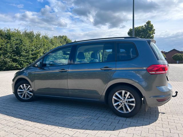 Volkswagen VW Touran 1.6 TDI 7-Sitze