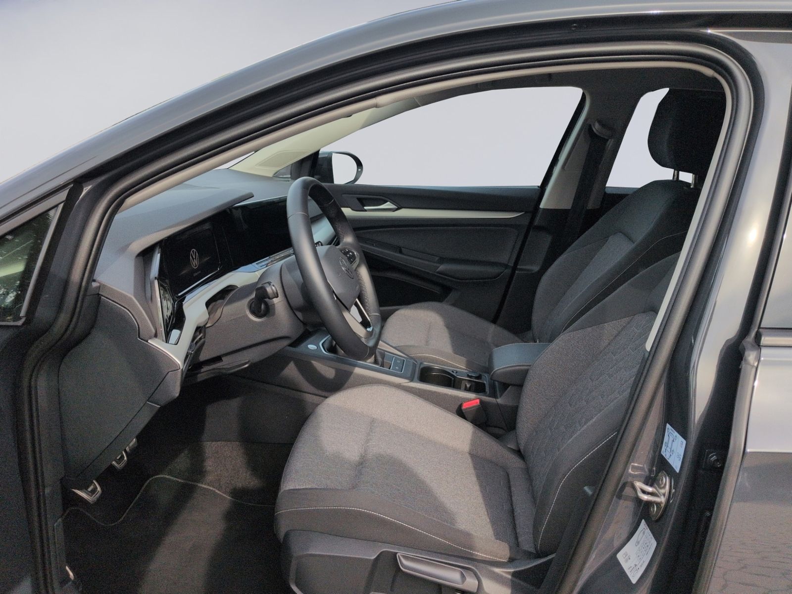 Golf VIII 1.5 TSI Move GRA+LED+NAVI+APP
