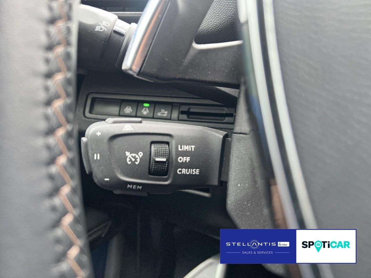 Peugeot 3008 1.2 PureTech 130 GT *Pano*AppleC*Shz*