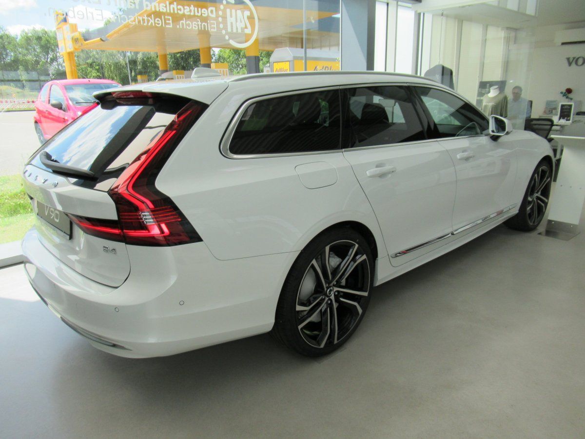 Volvo V90 B4 Diesel Ultimate Bright Automatik foto 3