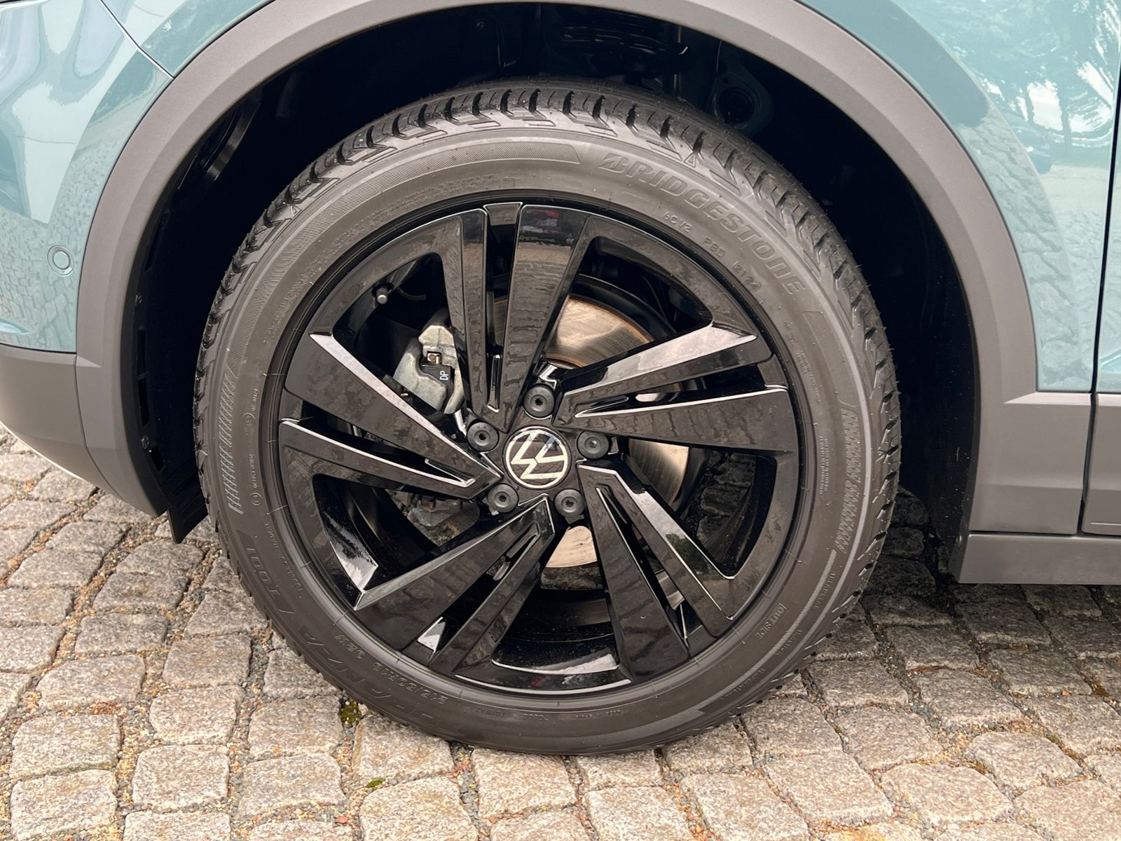 Fahrzeugabbildung Volkswagen T-Roc Cabriolet 1.5 TSI DSG *AHK, LED, Black Sty