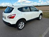 Nissan Qashqai 2.0 Acenta Acenta - Nissan Qashqai mit Benzin-Antrieb: Limousine