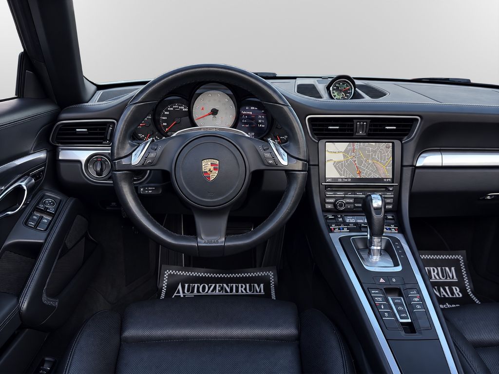 PORSCHE 911 2012