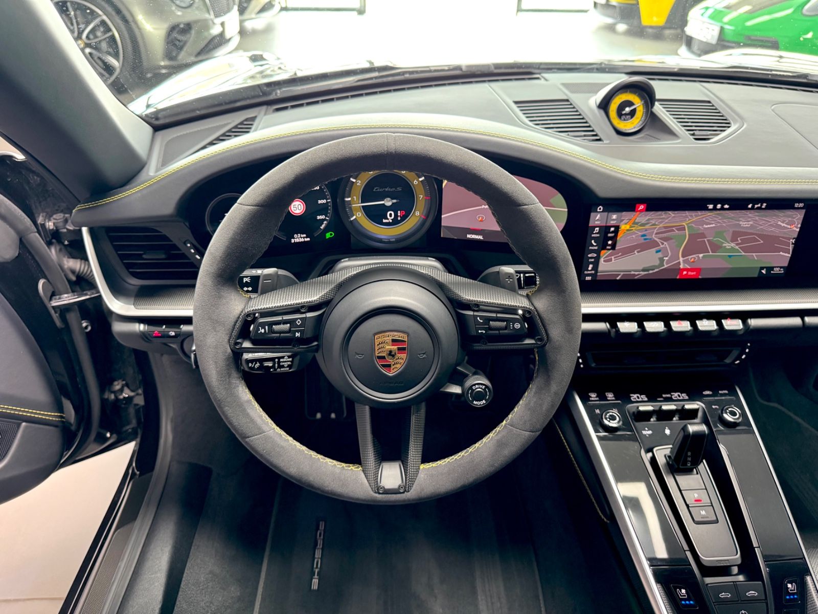 Porsche 992-911 TURBO S CABRIO BRABUS 820 STYLE-PACKAGE foto 6