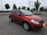 Suzuki SX4 1.6 VVT 2WD Style - Suzuki SX4 mit Benzin-Antrieb: Limousine, 1.6
