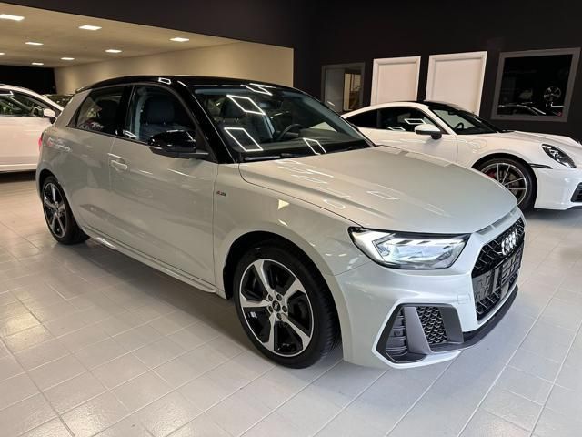 Audi AUDI A1 SPB 30 TFSI S tronic S line edition