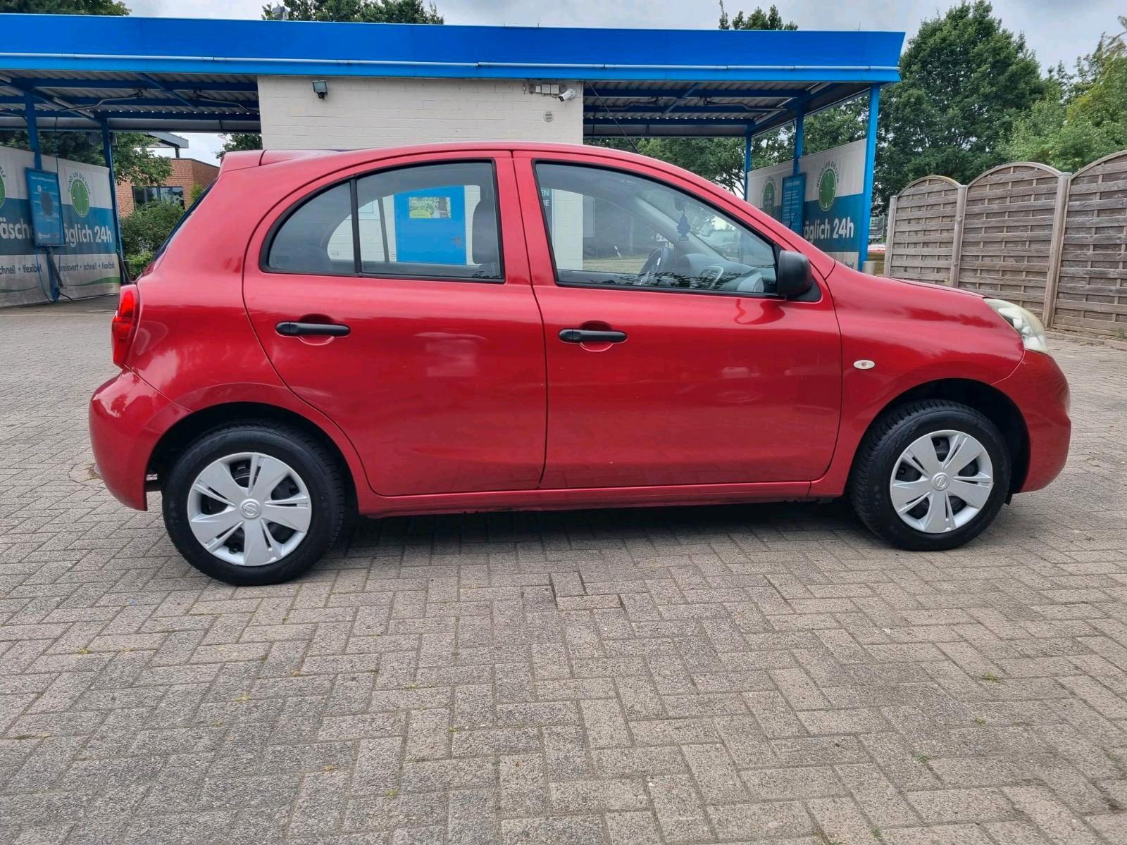 Nissan Micra 2014 — салон