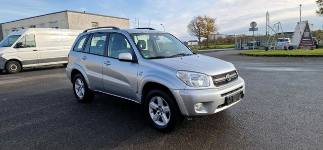 Toyota Rav 4  2,0 VVTI  4x4  150 PS