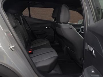 Peugeot 2008 - 8