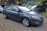 Opel Astra J Lim.TURBO/ Design Edition /TÜV/AU 03/27 - Opel Astra aus 2011: Turbo