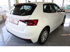 Fahrzeugabbildung Skoda Fabia 1.0 Ambition LED,Einparkhilfe,Top-Zustand