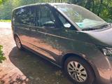 Volkswagen T7 Multivan Life KR 1,5 TSI 1. Hand Scheckheft - VW T7 Multivan von privat