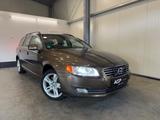 Volvo V70 D5 Kombi*Standheizung*Design/Business-Paket* - Volvo Gebrauchtwagen in Neumünster