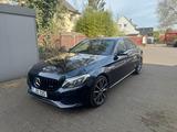 Mercedes-Benz Mercedes C-Klasse W205 220 Lim. AMG Optik - Mercedes-Benz 220: Klasse W220