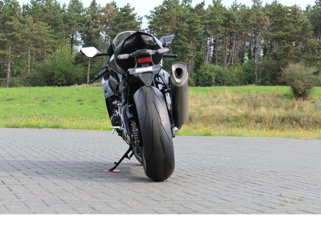 Honda CBR1000 RR-R Fireblade SP !!AKTION!!