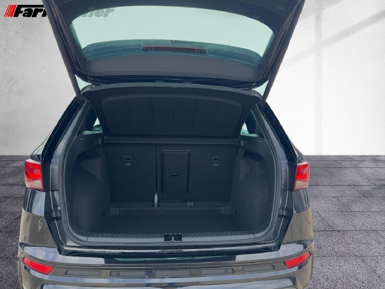 Fahrzeugabbildung CUPRA Ateca Basis 1,5 TSI DSG *SHZ*KAM *el.Heckklappe*