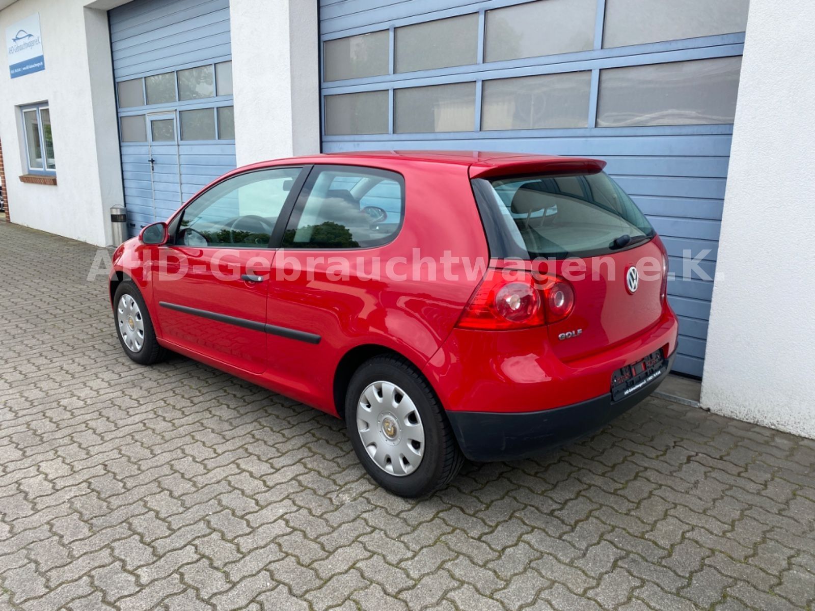 Fahrzeugabbildung Volkswagen Golf V 1.6 Automatik