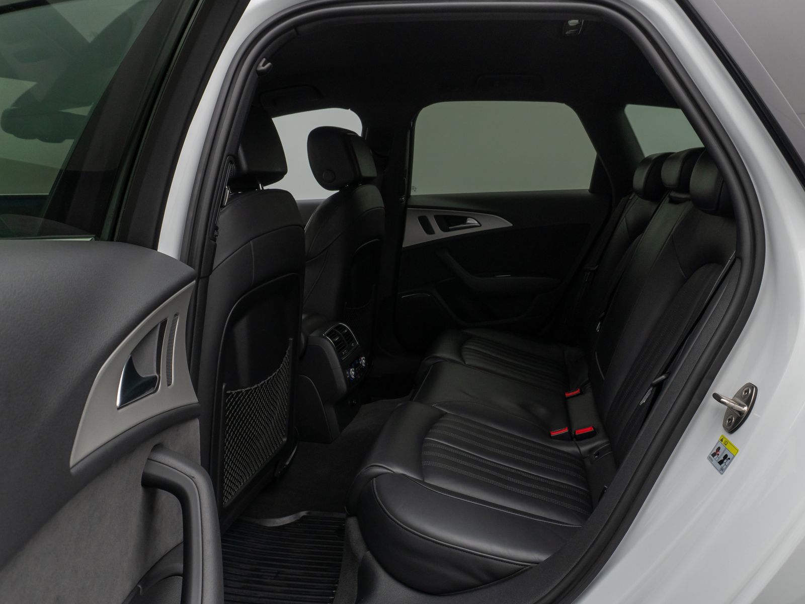 Fahrzeugabbildung Audi A6 Avant 3.0 TDI clean quattro Kamera BOSE AHK