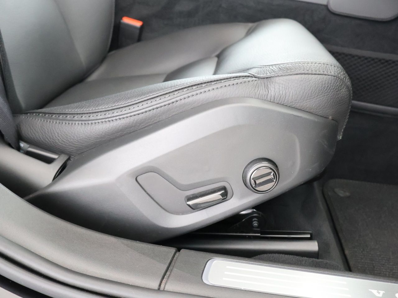 Volvo V90 Cross Country D5 AWD Pro Licht-Paket Kamera foto 18