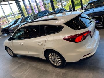 Ford Focus Turnier Cool & Connect 1.5 TDCi*NAVI*LED*