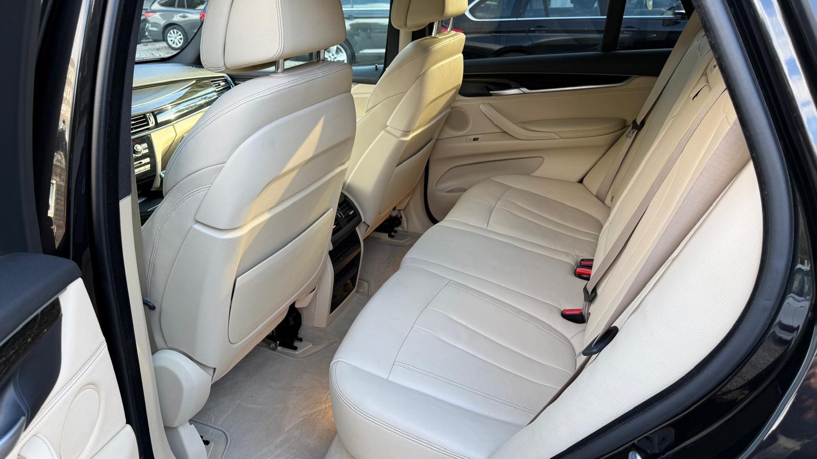 BMW X5 xDrive 50 i / M Sport / ACC / LED / Head-Up