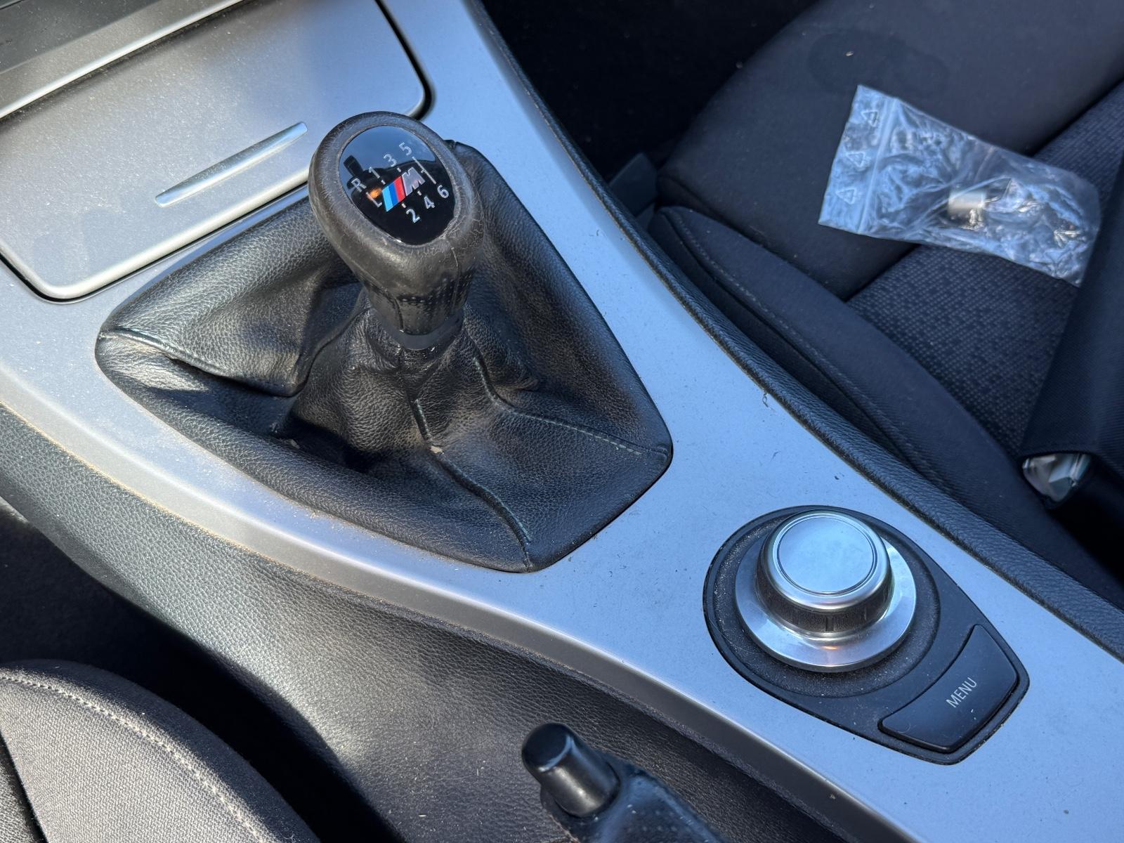 BMW 325 2007 — photo 9
