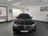 Mercedes-Benz S500 4M L AMG PANO BURM DESIGNO 3X TV HUD 360° - gebrauchte Mercedes-Benz S 500 aus dem Jahr 2022