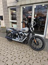 Harley-Davidson FXBB Softail Street Bob Jekill & Hyde - HARLEY-DAVIDSON SOFTAIL STREET BOB FXBB