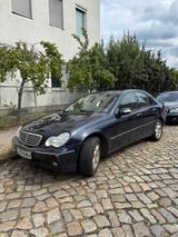 Mercedes-Benz Mercedes W203 C240 - Mercedes-Benz C 240 aus 2001