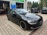 BMW 335 Baureihe 3 Coupe 335i xDrive - BMW 335: Coupé, 335i Xdrive